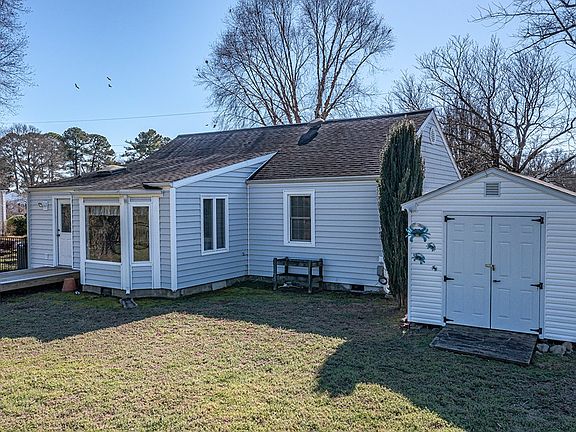 3rd image of 129 Boat House Cv