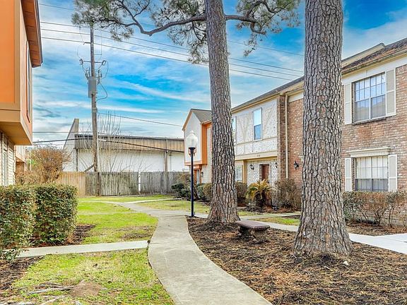 5th image of 17114 Beaver Springs Dr #8