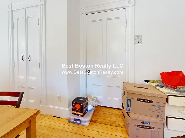 41 Laurel St #1 — Photo 8