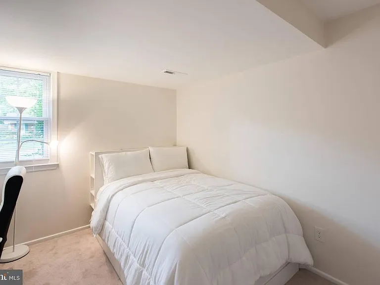1618 Palm Springs Dr — Photo 15