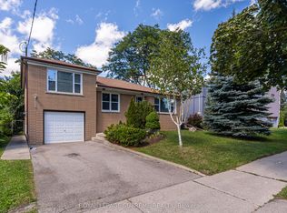 214 Churchill Ave, Toronto, ON M2R1E3