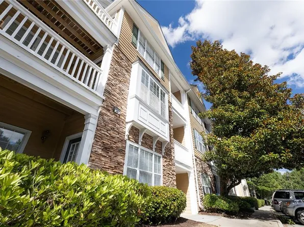 232 Bentley Pl, Tucker, GA 30084