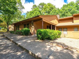 16 Reddina Ln, Hot Springs, AR 71909