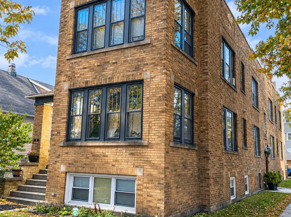 4309 W Cornelia Ave #1R, Chicago, IL 60641