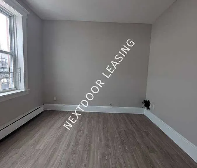 488 Kennedy Blvd #4M — Photo 4