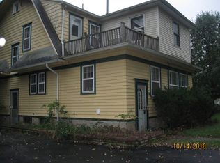 5904 S Jackson Rd, Jackson, MI 49201