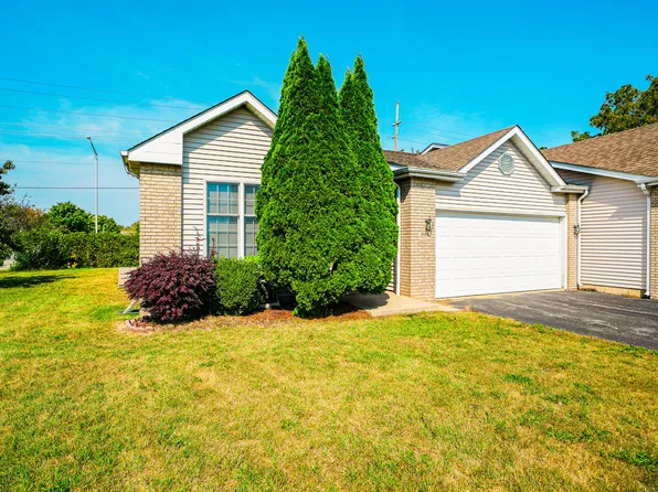 990 W 87th Ave, Merrillville, IN 46410
