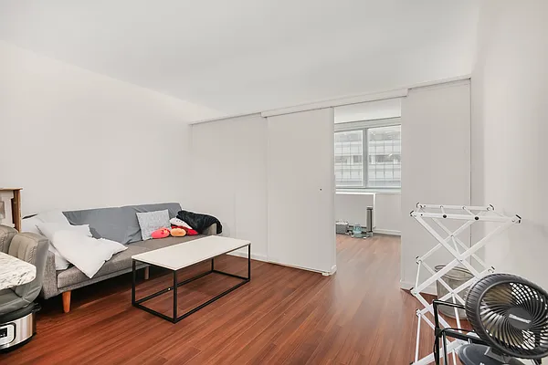 Rented by Compass | media 2