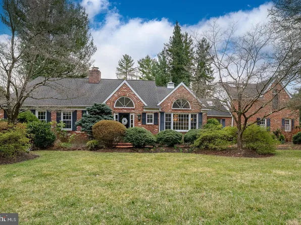 1235 Page Ter, Villanova, PA 19085