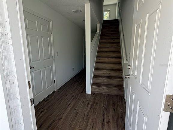 3rd image of 2575 6TH AVENUE DRIVE E