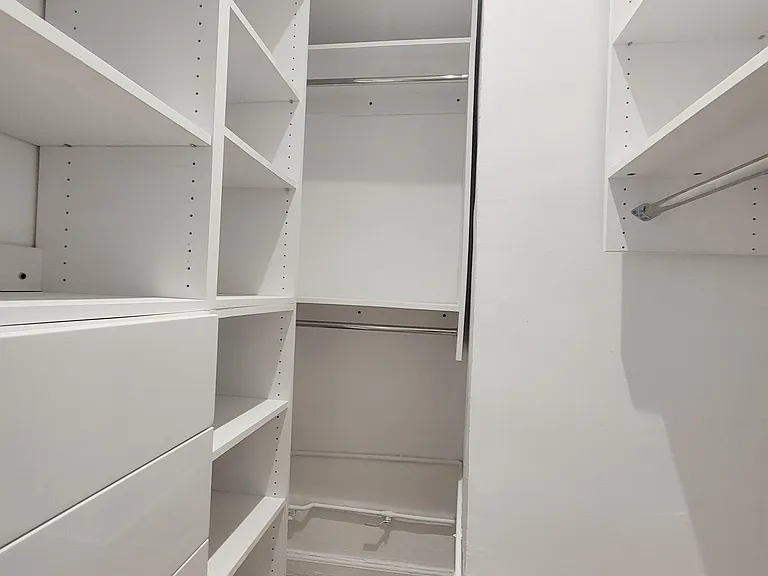 172 5th Ave #4G — Photo 5