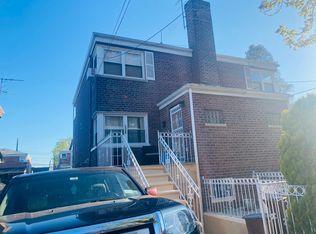 1560 Rhinelander Ave #1, Bronx, NY 10461