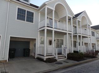 27 Schooner Ct, Atlantic City, NJ 08401