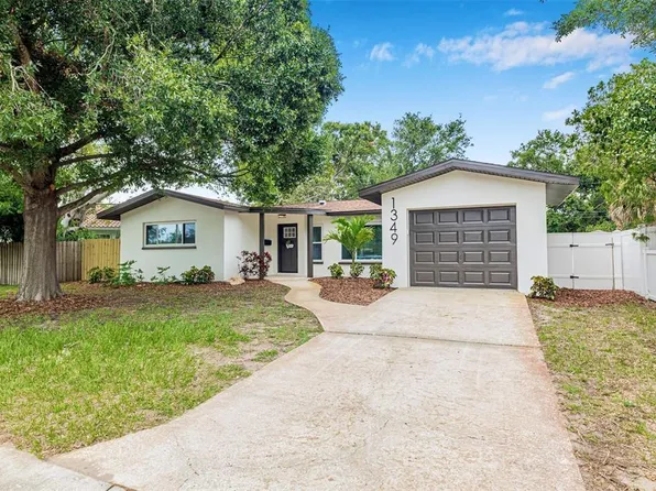 1349 Tyrone Blvd N, Saint Petersburg, FL 33710