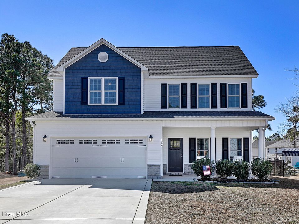 1st image of 302 Sumac Court
