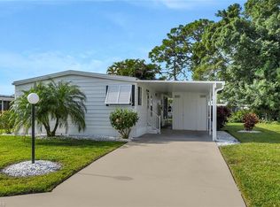 531 Charlemagne Blvd, Naples, FL 34112
