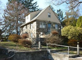 1 Hillcrest Dr, Ossining, NY 10562