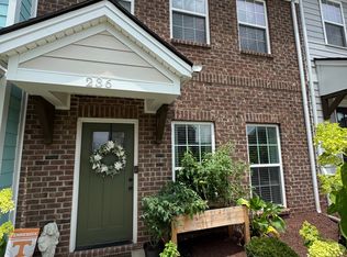 236 Mansfield Dr, Gallatin, TN 37066