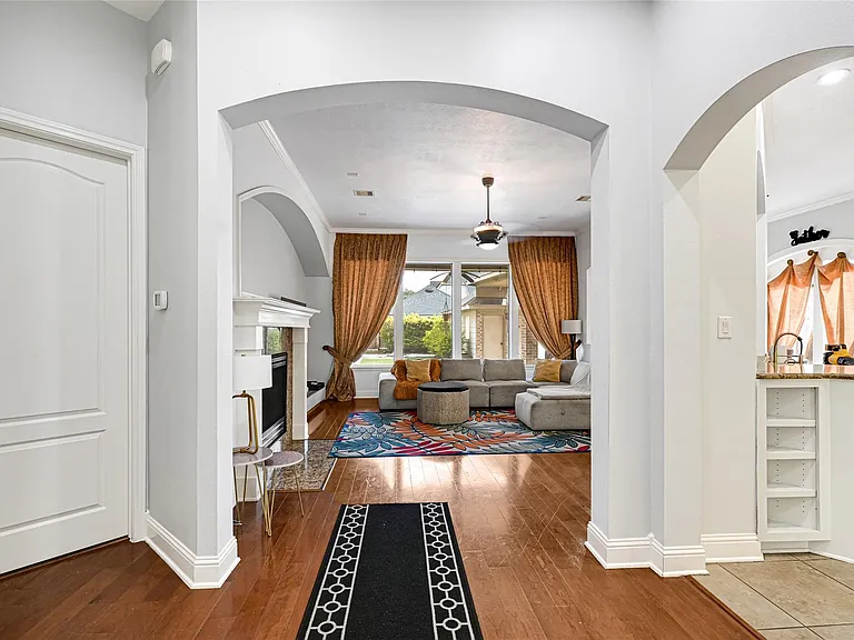 28214 Churchill Ct — Photo 10