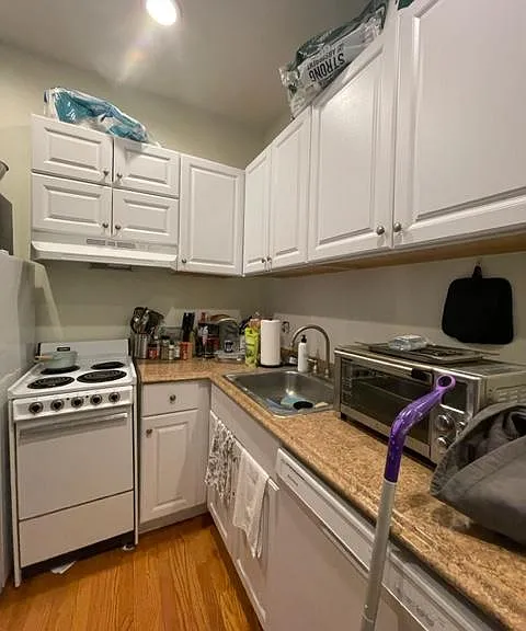 27 Phillips St #2 — Photo 2