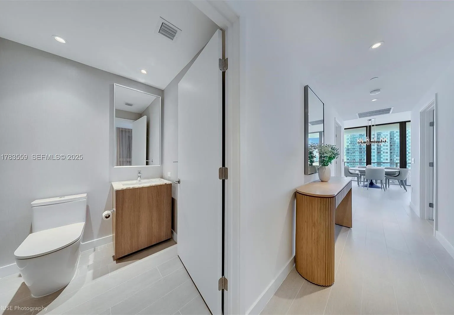 2 bed, 2.5 bath, $17,000 — Photo 2