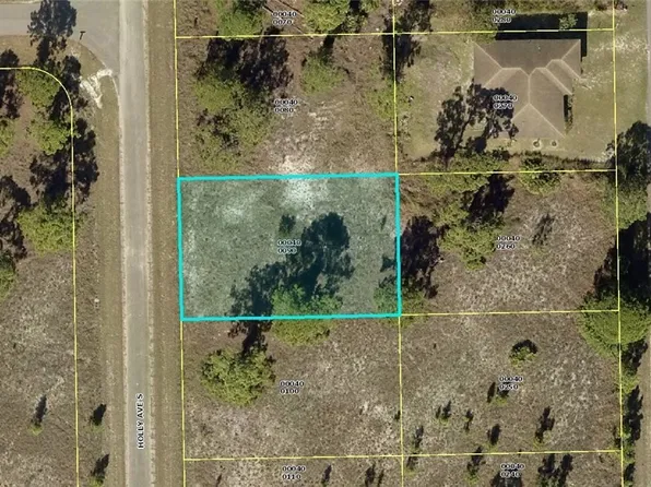 1143 Holly Ave S, Lehigh Acres, FL 33974