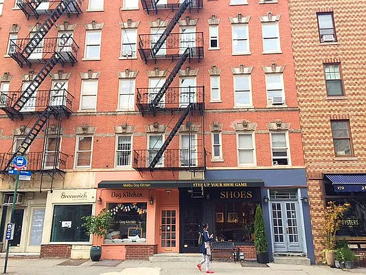 Rented by AJ Clarke | media 9