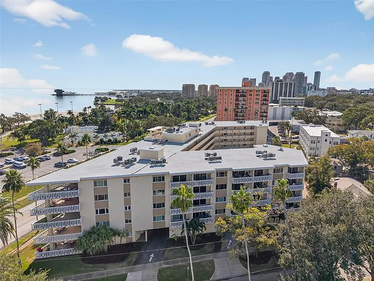 1200 N Shore Dr NE #201 — Photo 53