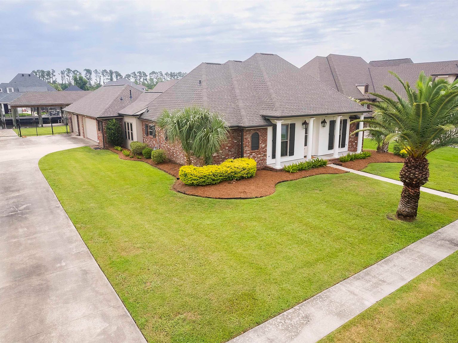 359 Tigerlily Dr, Houma, LA 70360 | MLS #2023010208 | Zillow