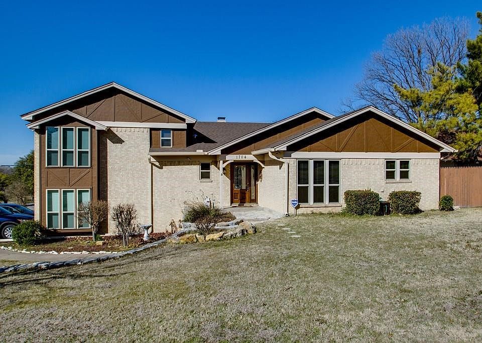 1st image of 1704 Rockmoor Dr