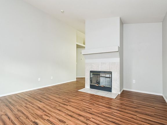 4th image of 3445 Golden Pedal St