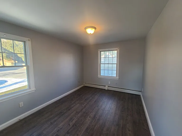 127 Railroad St #133 — Photo 12