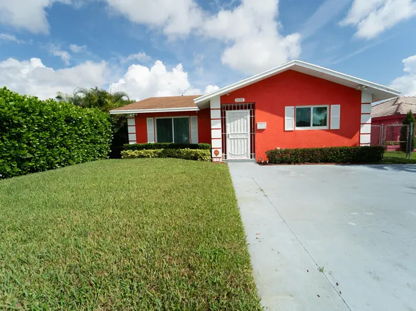 1120 W 7th Street, Riviera Beach, FL 33404