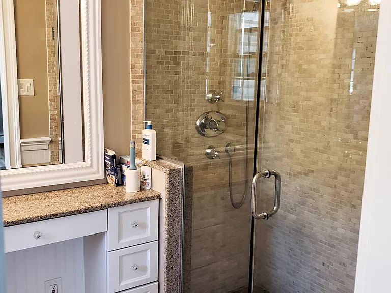 275 Evergreen Ave #1 — Photo 18