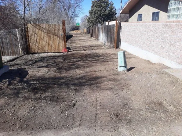 119 Canyon View Ct NE, Albuquerque, NM 87123