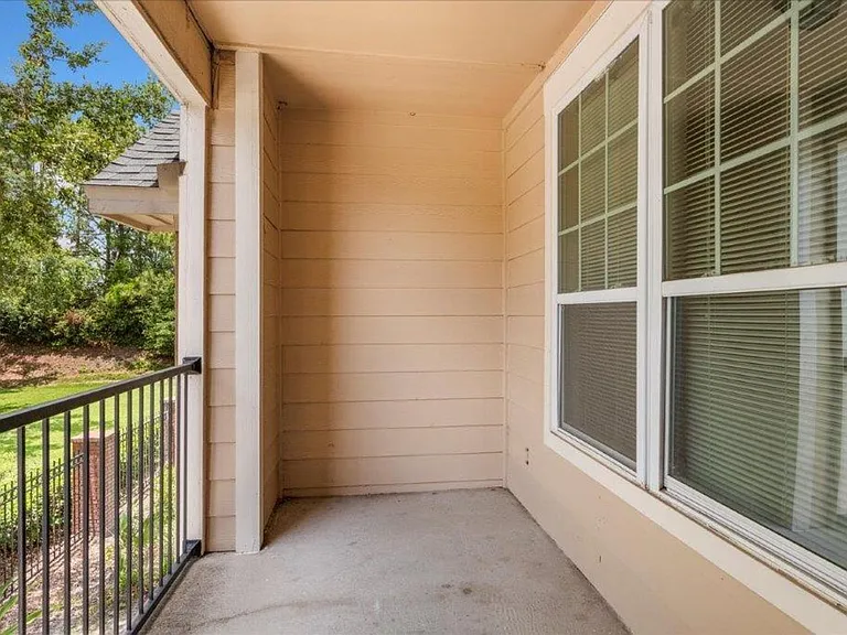 1101 Vintage Village Ln #101 — Photo 14