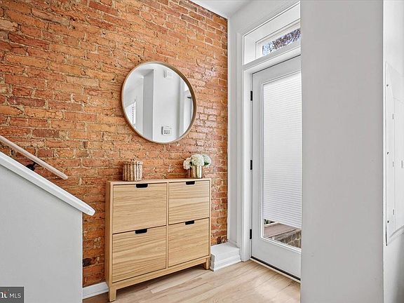 5th image of 1704 A St SE