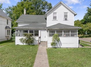 676 Carlysle St, Akron, OH 44310