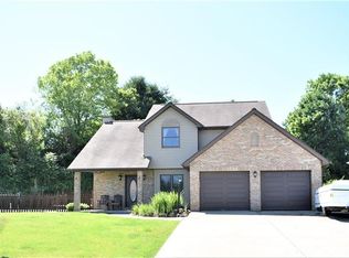 1247 Colt Dr, North Huntingdon, PA 15642