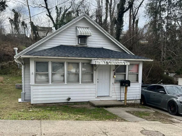 1141 28th St, Huntington, WV 25705