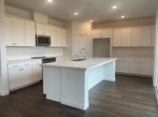 8748 Spring Fern Way, Elk Grove, CA 95624