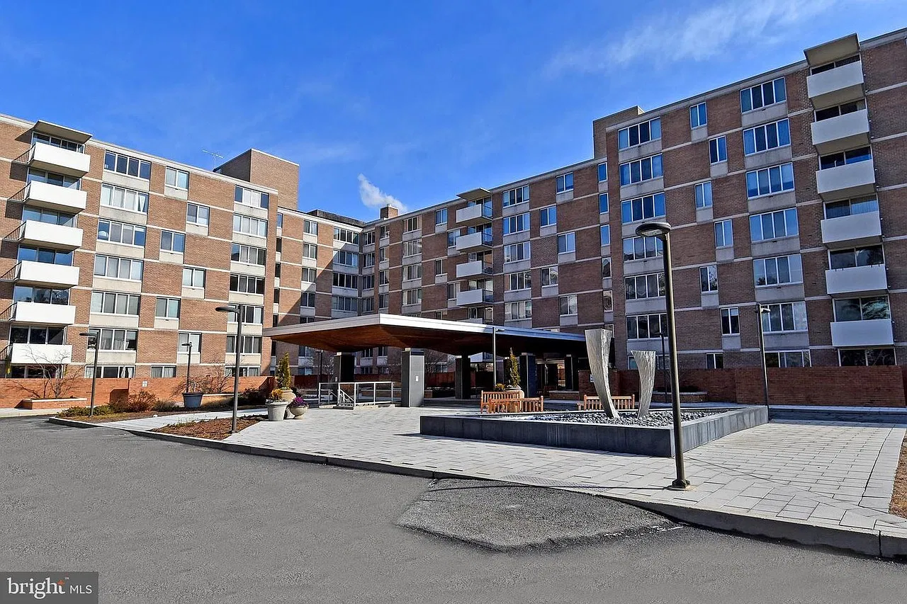 1 bed, 455 sqft, $1,700 — Photo 2
