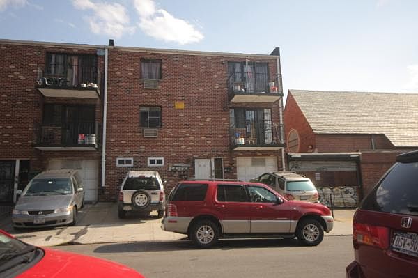 1st image of 7512 41st Ave