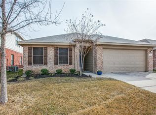 6044 Blazing Star Dr, Fort Worth, TX 76179