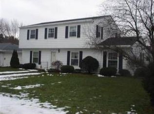 436 Southmoor Rd, La Porte, IN 46350