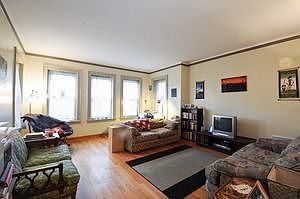 2nd image of 5621 N Christiana Ave APT 1