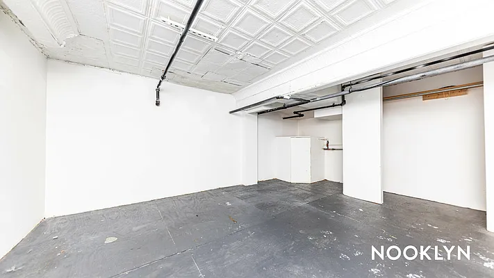Rented by Nooklyn NYC LLC | media 4