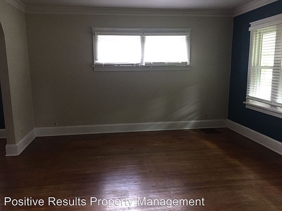 2nd image of 2510 Crosby St