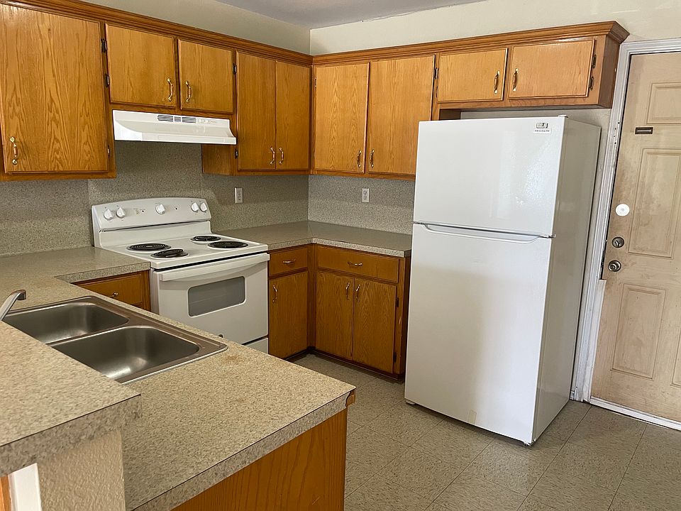1st image of 2701 S Midway Rd #3