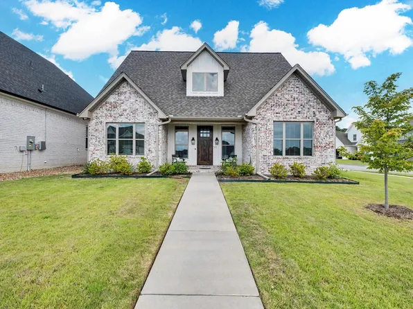 50 Fletcher Ridge Cir, Little Rock, AR 72223